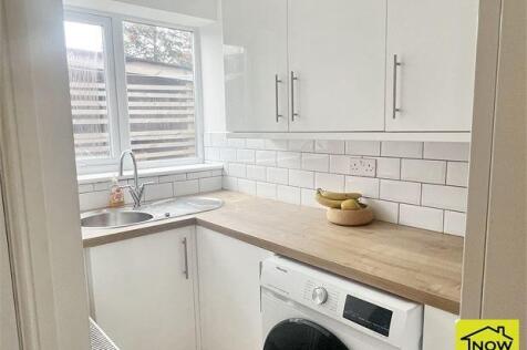 Utiility Room 96 x78 (inc w,c,) 