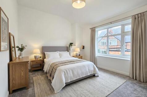 Lock Road, Altrincham photo 3