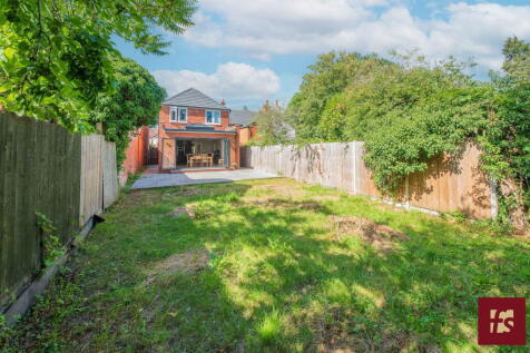 Wokingham, RG41 - property photo