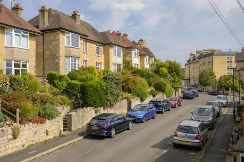 48 St Jamess Park BA1 2SX-2.jpg