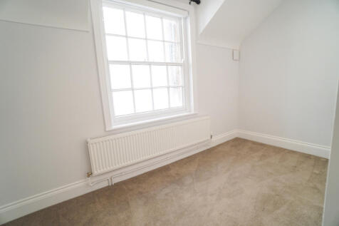 Chester Street, Mold, Flintshire photo 5