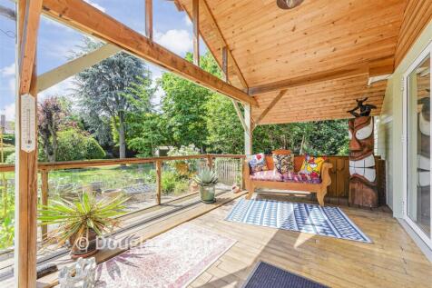 Patio / Decking