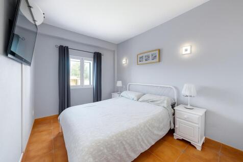 Second bedroom on the ground floor