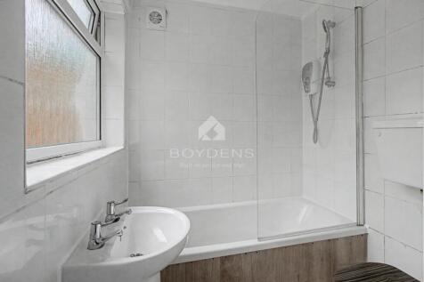 Spring Lane, Eight Ash Green, Colchester Essex photo 4