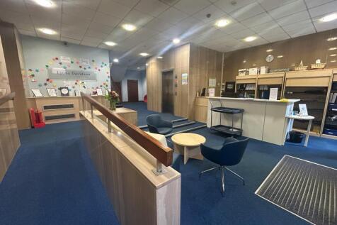 Office to rent Image 5