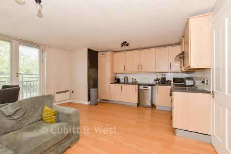 Lounge/Kitchen