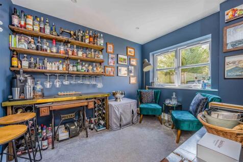 3 Dunkirk Rise, Southbourne-Small-PorticoMarketing