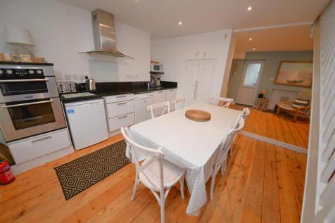 Open Plan Lounge/Kitchen/Diner