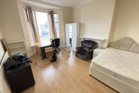 12 Forfield Place, Leamington Spa, CV31 1HG photo 2