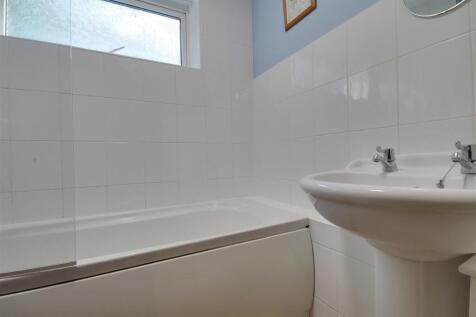 Bathroom.jpg