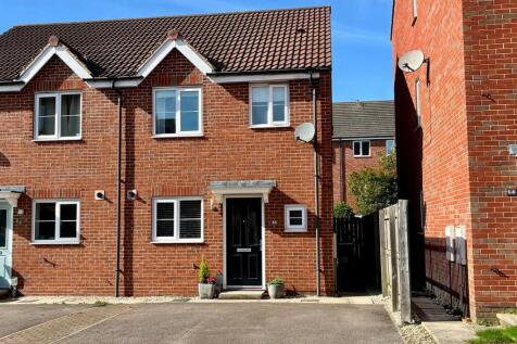 3 bedroom Semi Detached for sale