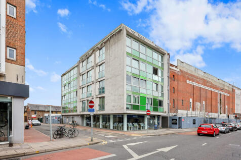 Exterior Picture ...