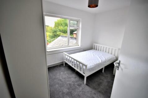 Derby Road, Hightown, Wrexham, LL13 photo 2