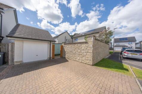 Garage &amp; Driveway