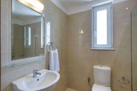 Semi-det. villas 1&amp;2