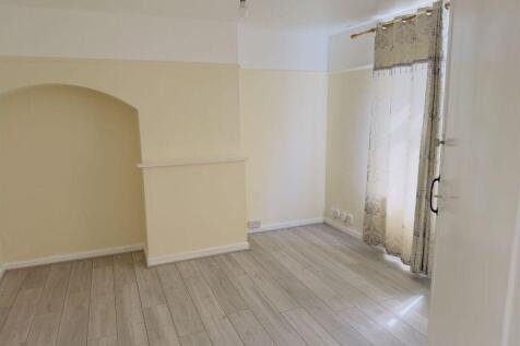 Woodward Road, Dagenham, Barking And Dagenham photo 4