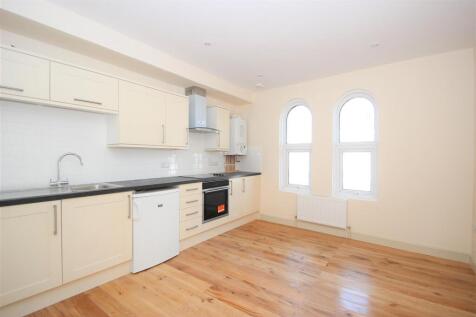 Kitchen&amp;Reception.JPG