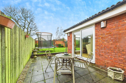 bbee3fba-CAM04018G0-PR0415-STILL034