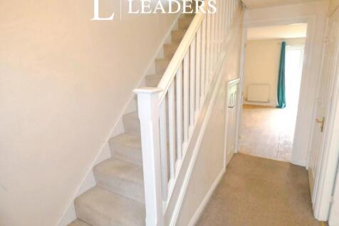 Curbar Close, Mansfield, NG18 photo 3