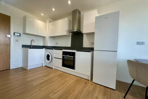 Steeplemount House, Shirley Road, Enfield photo 4