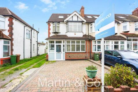 33 Taunton Close,...