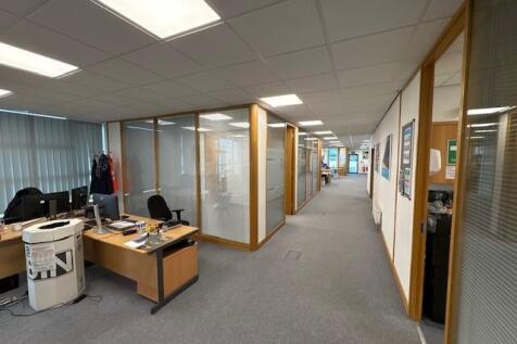 Office to rent Image 5