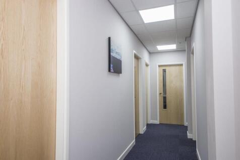 Office to rent Image 4