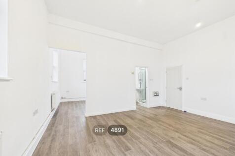 Kitchen / Living area