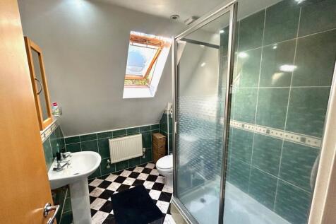 Foxley Place, MK5 photo 4