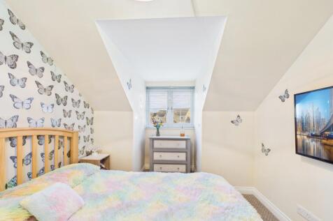 CAM03185G0-PR0127-STILL031