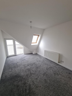 16H Winton Circus, Saltcoats photo 5