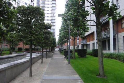 2-bed flat on Jefferson Place, 1 Fernie Street, M4 4AZ, £1,350/mo