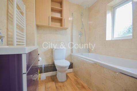 Skye Close, Orton Northgate, Peterborough photo 4