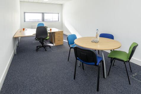 Office to rent Image 8