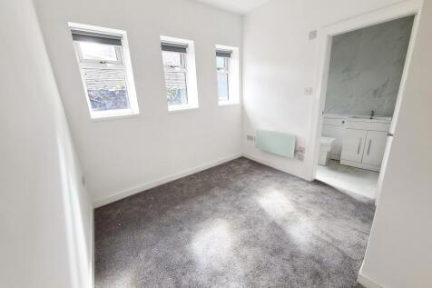 Moorland Road, Stoke-on-Trent photo 4