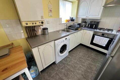 Millhouse Court, West Derby photo 3