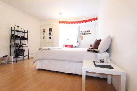 Bright and airy bedroom with ample floor space...