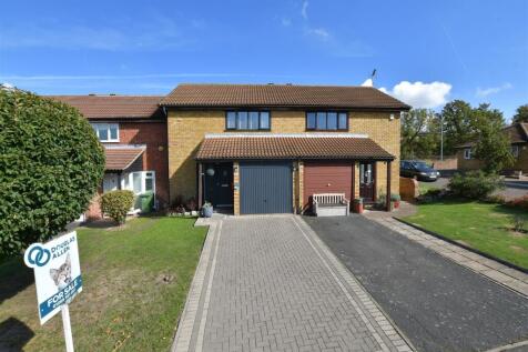 Wickford, SS12 - property photo