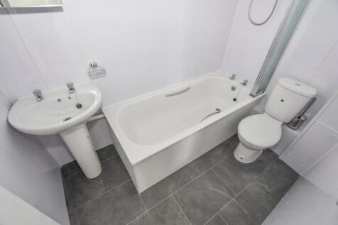Meadow Close, London Colney, AL2 photo 4