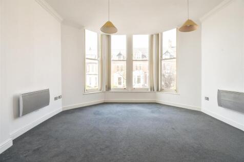 Living / Dining Room