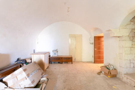 23_palazzo_casamassima_raro_realty