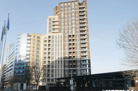 2 bed flat to rent Western Gateway, London E16