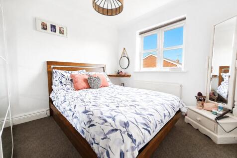 Ferry Road, Hullbridge, Hockley, Essex, SS5 photo 5