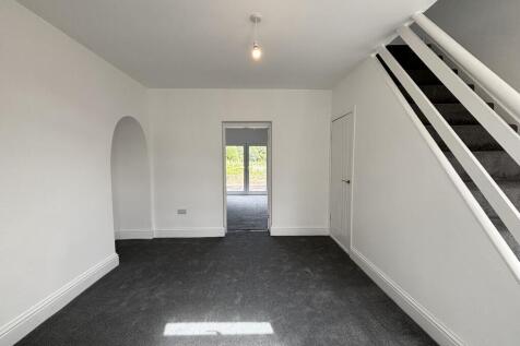 19, Moor View, Crawcrook photo 4