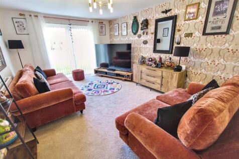 Living Room.jpg