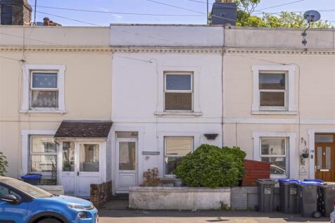 Worthing, BN11 - property photo