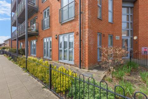 8688002-exterior02.jpg