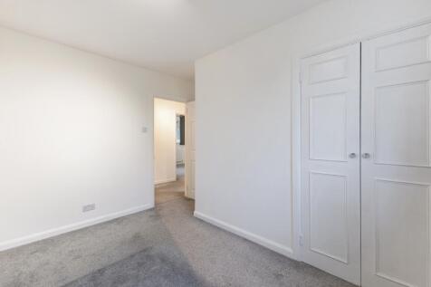 101366_96 Oak End...