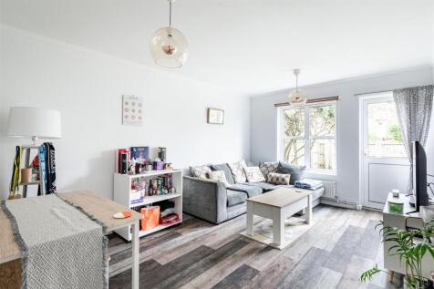 Blyth Close-4.jpg
