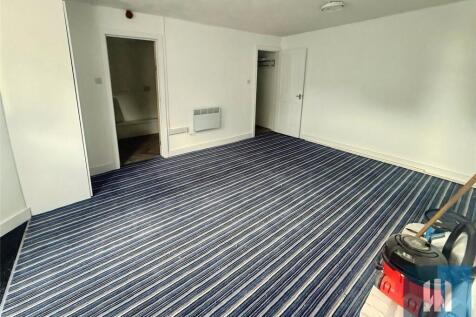 Somerset Road, Almondbury, Huddersfield, West Yorkshire, HD5 photo 5